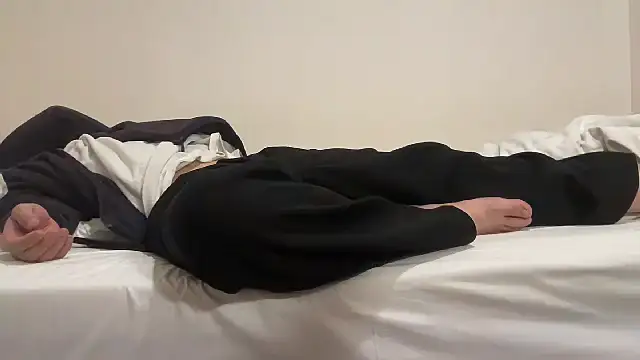 atom0407 online show from October 2025 03:54:02 PM