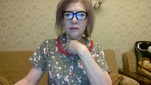 Snapshot of Elegant00Lady chatting on June 2026 06:52:01 PM Elegant00Lady online show from June 2026 06:52:01 PM
