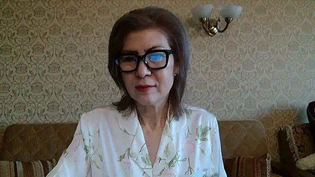 Elegant00Lady online show from November 2025 02:56:02 AM