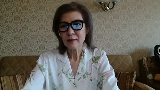 Elegant00Lady online show from November 2025 04:16:01 AM