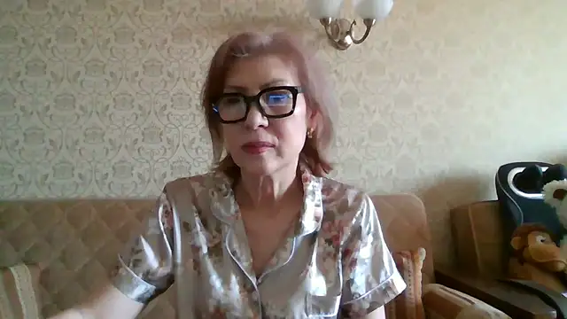 Snapshot of Elegant00Lady chatting on June 2026 04:56:01 AM Elegant00Lady online show from June 2026 04:56:01 AM