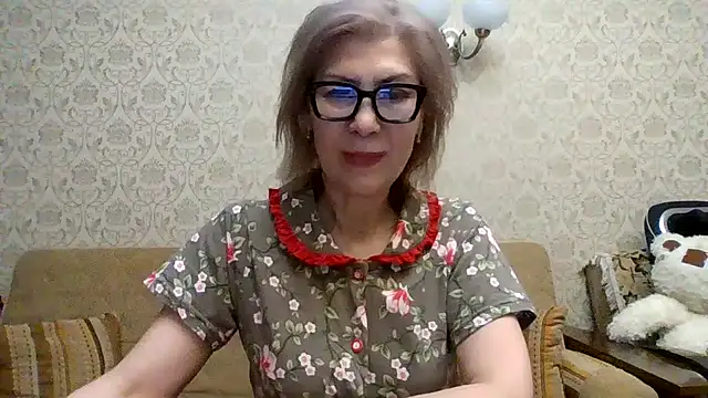 Elegant00Lady online show from January 2026 03:18:01 PM