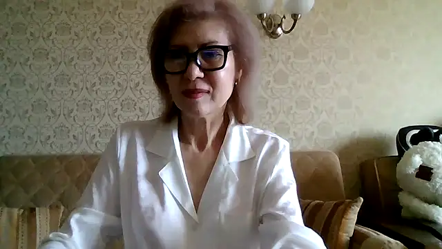 Elegant00Lady online show from May 2026 04:03:01 AM