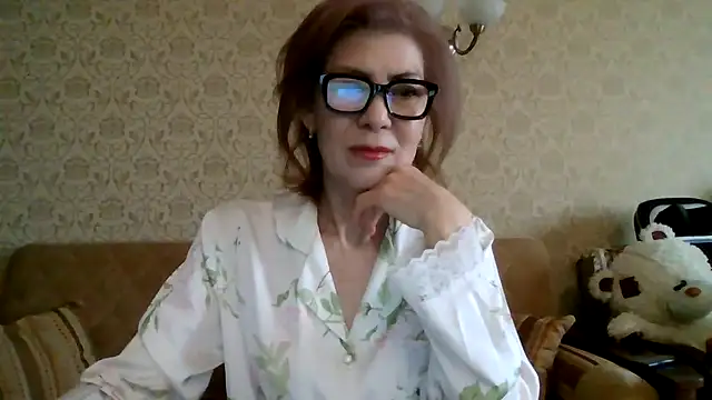 Elegant00Lady online show from February 2026 03:53:02 AM