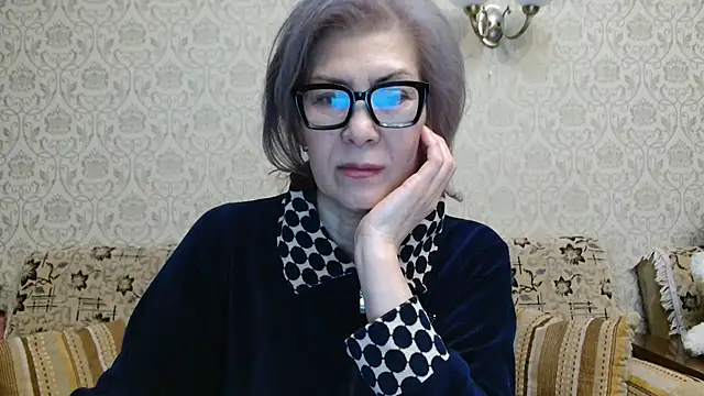Snapshot of Elegant00Lady chatting on October 2025 05:25:02 PM Elegant00Lady online show from October 2025 05:25:02 PM