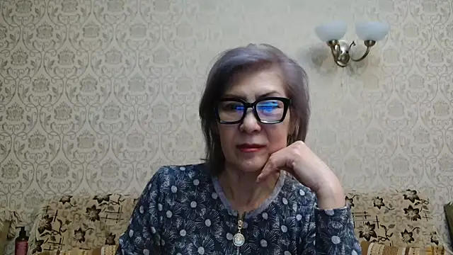 Snapshot of Elegant00Lady chatting on October 2025 05:03:02 PM Elegant00Lady online show from October 2025 05:03:02 PM
