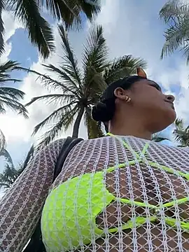 anaesca online show from February 2026 02:14:01 PM