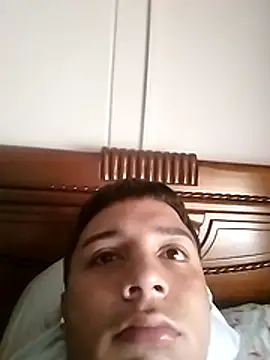 Snapshot of Seductivo_jr chatting on June 2026 02:00:01 PM Seductivo jr online show from June 2026 02:00:01 PM