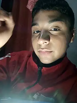 Snapshot of Seductivo_jr chatting on May 2026 05:21:02 AM Seductivo jr online show from May 2026 05:21:02 AM