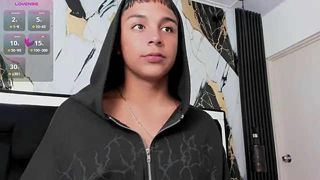 Snapshot of Seductivo_jr chatting on February 2026 04:09:02 AM Seductivo jr online show from February 2026 04:09:02 AM