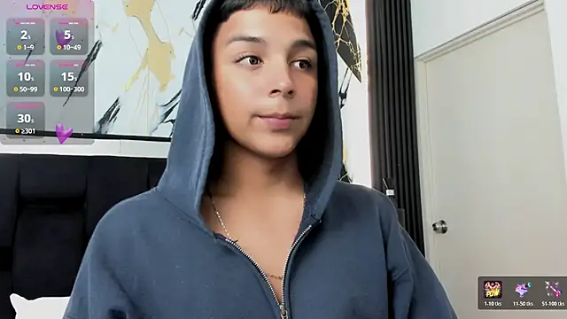 Snapshot of Seductivo_jr chatting on February 2026 05:16:02 AM Seductivo jr online show from February 2026 05:16:02 AM