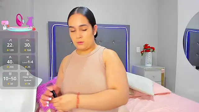 Snapshot of emma_lye chatting on November 2025 09:41:01 PM emma lye online show from November 2025 09:41:01 PM