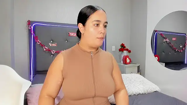 emma lye online show from April 2026 08:56:01 PM