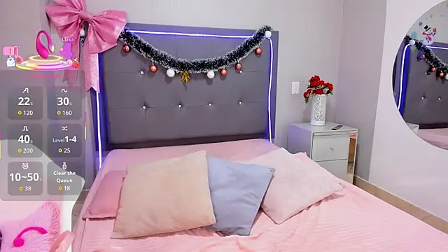 Snapshot of emma_lye chatting on December 2025 09:26:02 PM emma lye online show from December 2025 09:26:02 PM