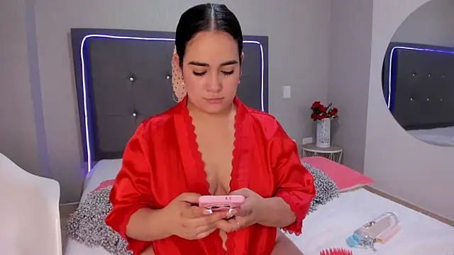 emma lye online show from October 2025 11:50:01 PM