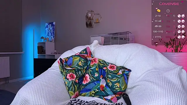 Tanya Acid online show from May 2026 07:16:01 PM