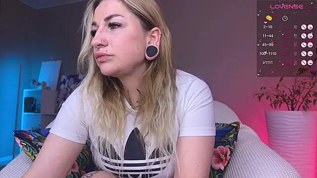 Tanya Acid online show from March 2026 05:50:01 PM