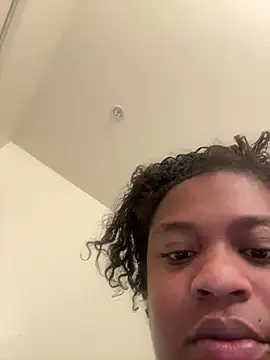Prettynthick12 online show from March 2026 11:21:01 PM