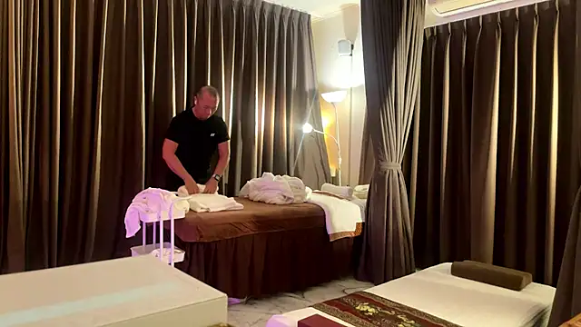 chih515 online show from November 2025 08:17:02 AM