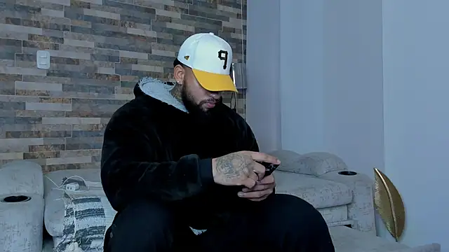 Snapshot of zaiin_diesel chatting on March 2025 11:32:01 AM zaiin diesel online show from March 2025 11:32:01 AM