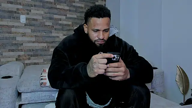 Snapshot of zaiin_diesel chatting on March 2025 10:11:01 AM zaiin diesel online show from March 2025 10:11:01 AM