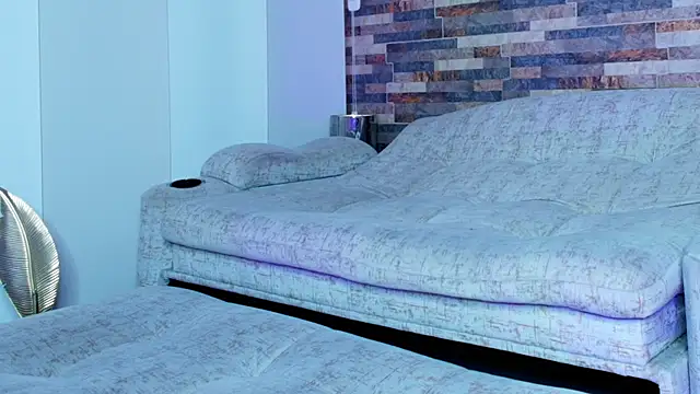 Snapshot of zaiin_diesel chatting on October 2025 09:33:01 AM zaiin diesel online show from October 2025 09:33:01 AM