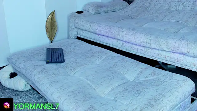 Snapshot of zaiin_diesel chatting on October 2025 11:17:01 PM zaiin diesel online show from October 2025 11:17:01 PM