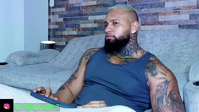 Snapshot of zaiin_diesel chatting on October 2025 11:01:01 AM zaiin diesel online show from October 2025 11:01:01 AM