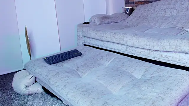 Snapshot of zaiin_diesel chatting on September 2025 11:32:01 AM zaiin diesel online show from September 2025 11:32:01 AM