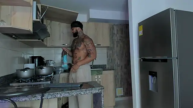 Snapshot of zaiin_diesel chatting on March 2025 06:05:02 PM zaiin diesel online show from March 2025 06:05:02 PM