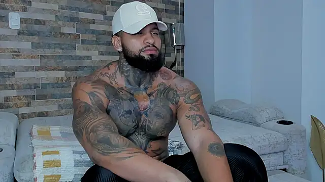 Snapshot of zaiin_diesel chatting on March 2025 11:42:01 PM zaiin diesel online show from March 2025 11:42:01 PM