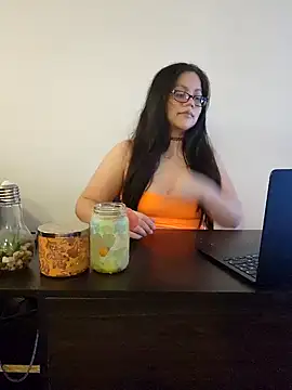 Snapshot of Babygirl_katalina chatting on January 2025 02:45:02 PM Babygirl katalina online show from January 2025 02:45:02 PM