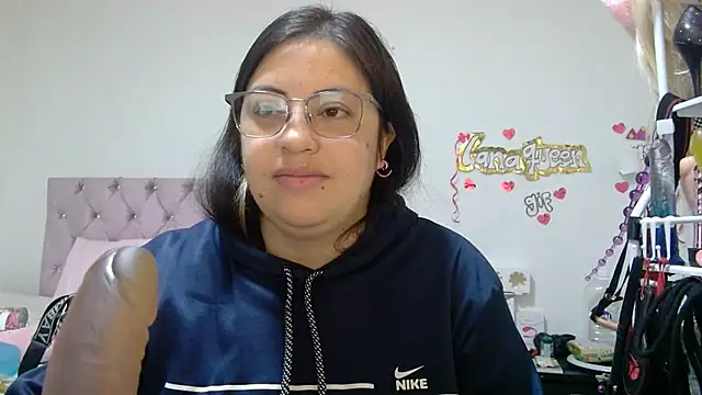 lanaqueen699 online show from April 2026 12:34:02 PM