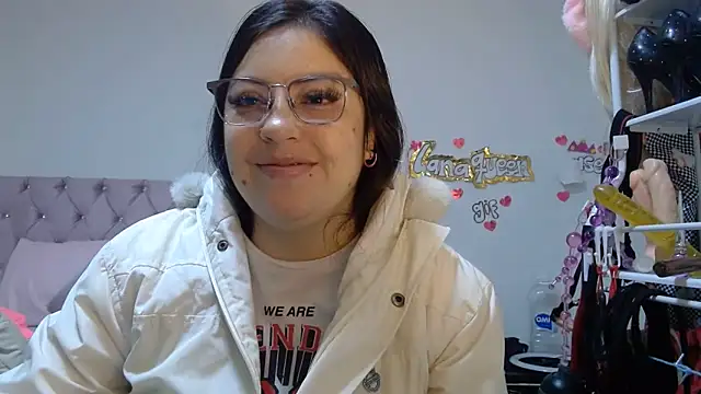 lanaqueen699 online show from May 2026 12:31:01 PM