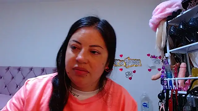 lanaqueen699 online show from March 2026 12:18:01 PM