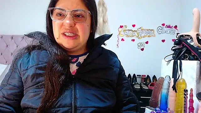 lanaqueen699 online show from September 2025 12:12:01 PM