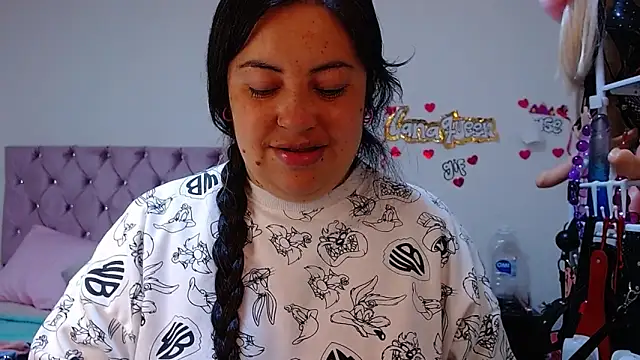 lanaqueen699 online show from April 2026 12:28:01 PM