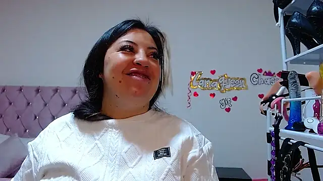 lanaqueen699 online show from October 2025 12:17:01 PM