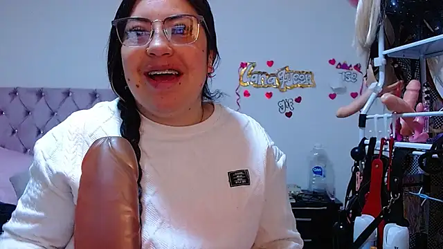 lanaqueen699 online show from April 2026 12:17:01 PM