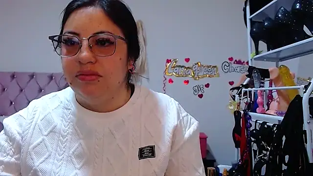 lanaqueen699 online show from November 2025 12:21:01 PM