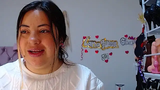 lanaqueen699 online show from November 2025 12:31:01 PM