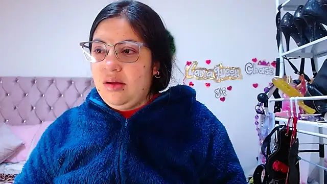 lanaqueen699 online show from February 2026 12:26:01 PM