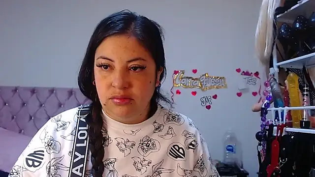 lanaqueen699 online show from April 2026 12:20:01 PM