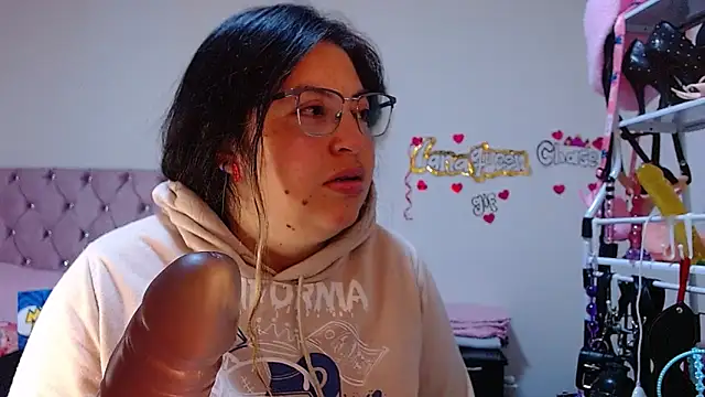 lanaqueen699 online show from March 2026 12:20:02 PM