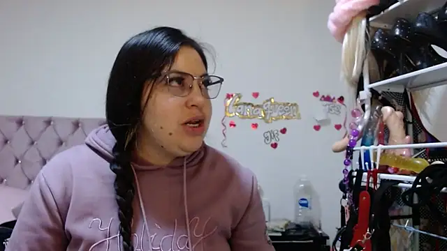 lanaqueen699 online show from April 2026 12:23:01 PM