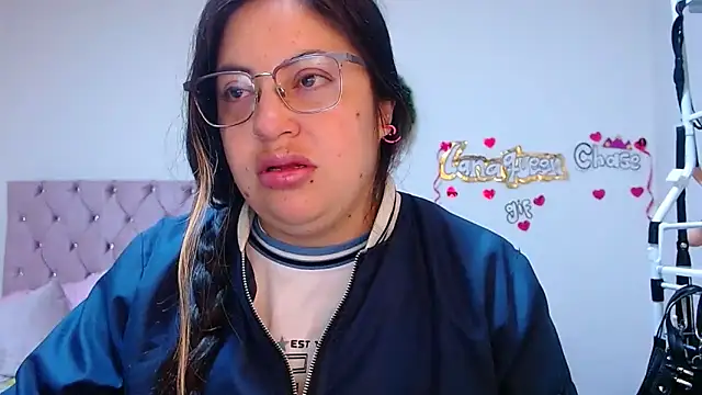 lanaqueen699 online show from February 2026 12:18:01 PM