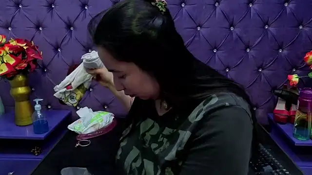 NaomyPrinces online show from October 2025 02:29:02 PM