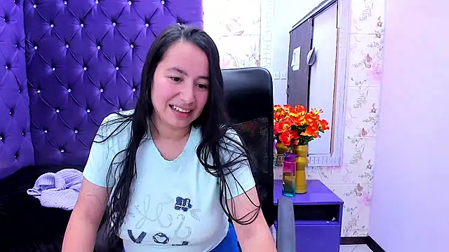 NaomyPrinces online show from June 2026 03:18:02 PM