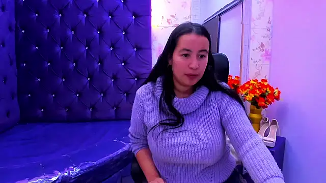 NaomyPrinces online show from June 2026 02:28:01 PM