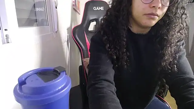 Snapshot of Ama_music chatting on February 2026 11:30:02 AM Ama music online show from February 2026 11:30:02 AM